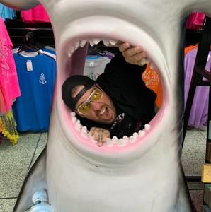 Meet your Posher, Hesh